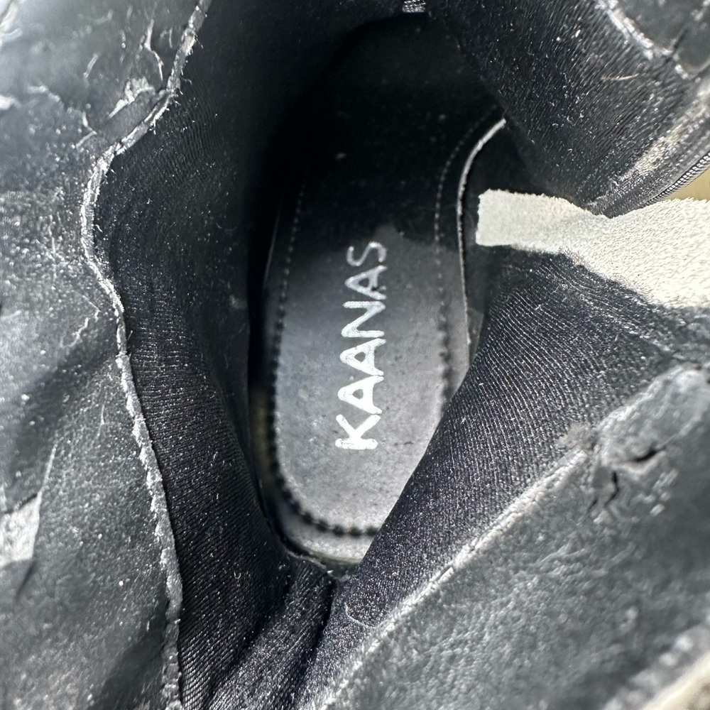 Kaanas Snakeskin Pattern Ankle Boots - Picture 4 of 9